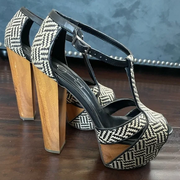 Jessica Simpson Dany Heels - Picture 3 of 4